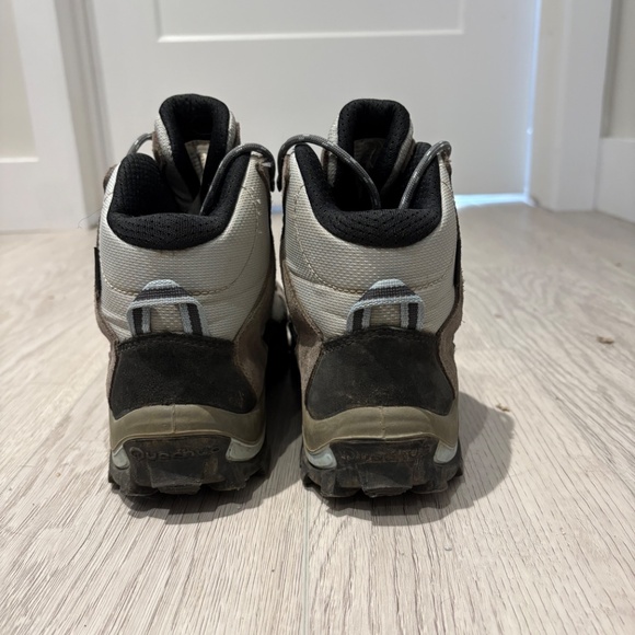 Quechua (Decathlon) Hiking Boots – Durable and Comfortable for Every Trail! - Picture 3 of 5